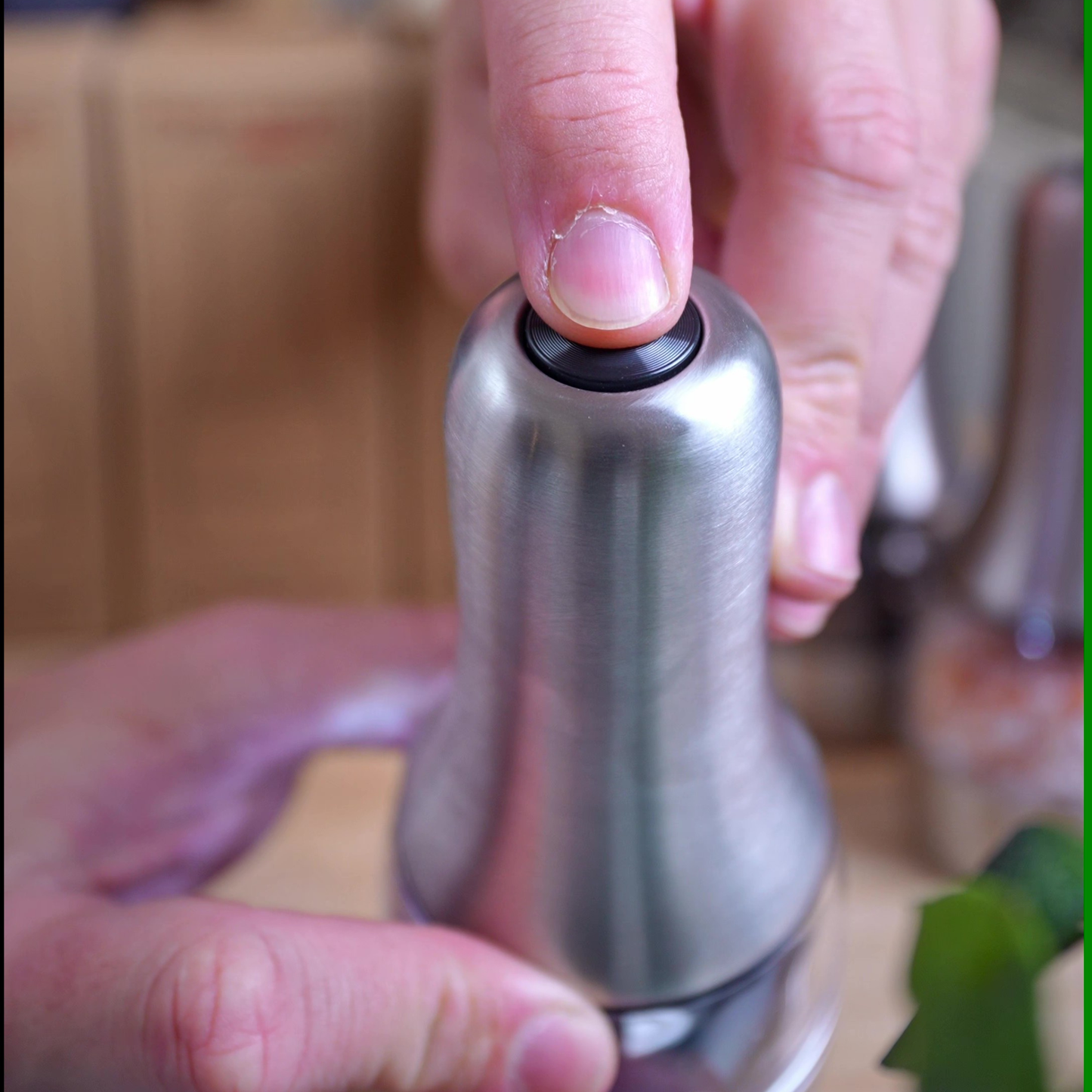 Moedor Elétrico de Sal e Pimenta - Thiago Sodré™